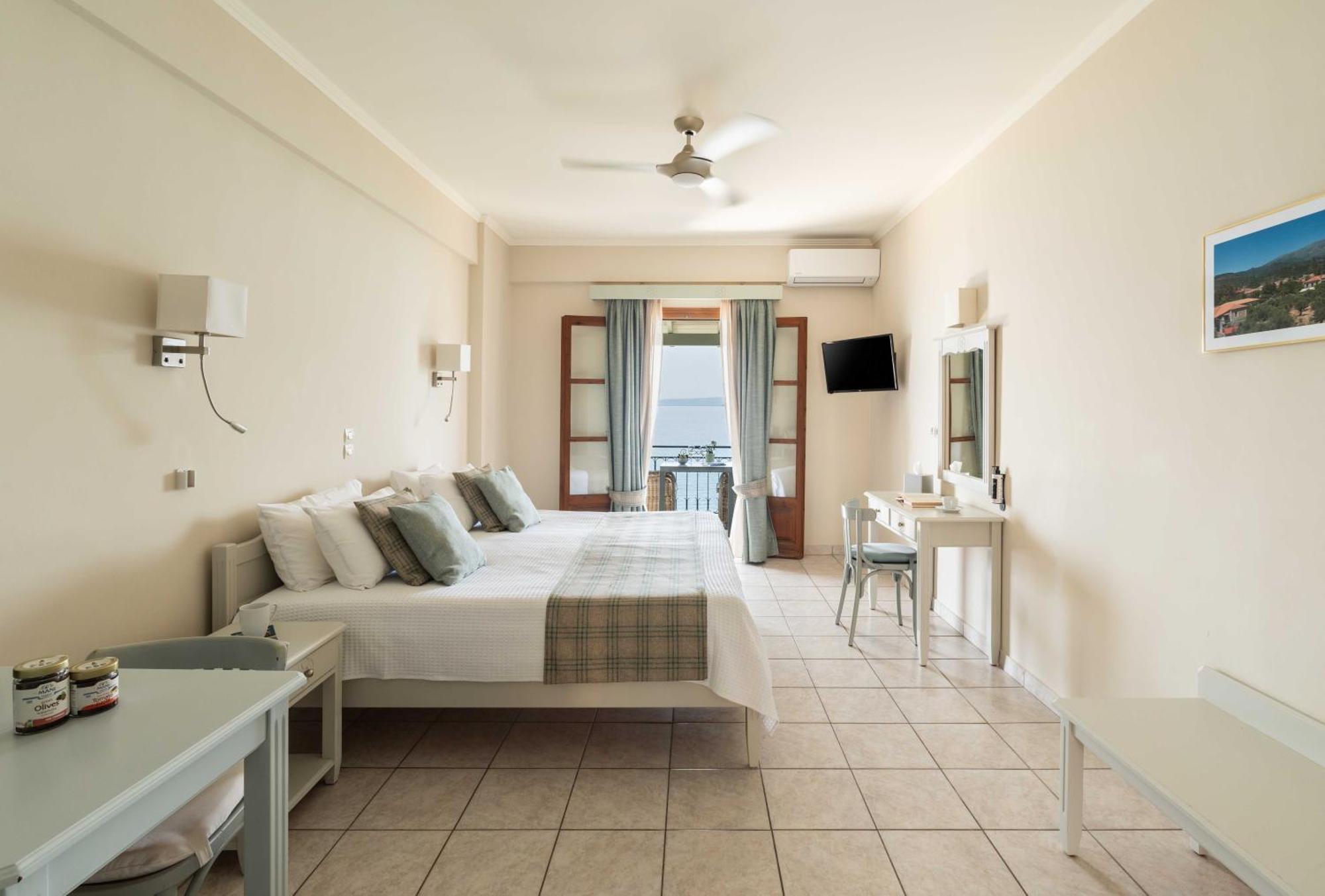 Hotel Liakoto Кардамили Екстериор снимка